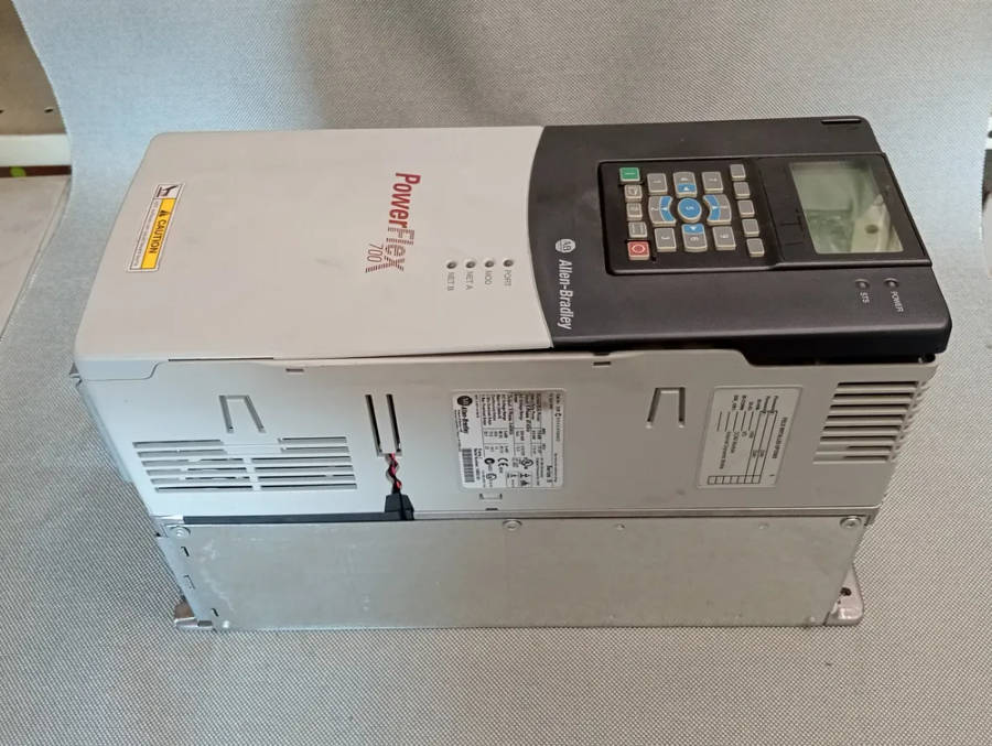 Powerflex 700 VSD Drive 20BC015A0AYNANC0 - NEW