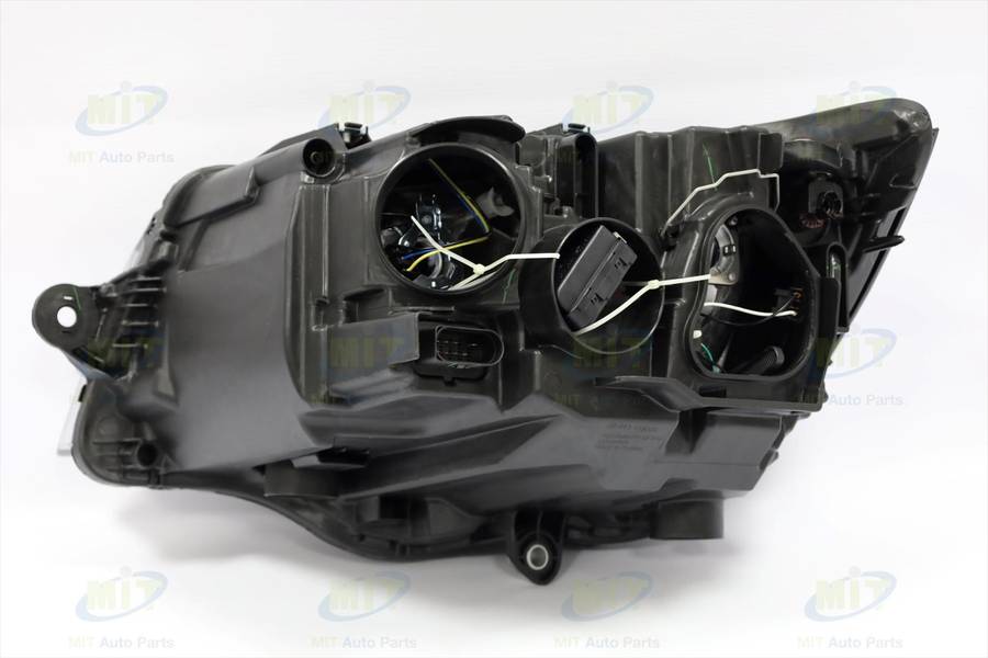 Vw Transporter/caravelle T6 Head Lamp,+motor, Halogen, Lh E-marked, L2 Late Model, 20-22