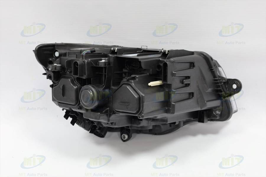 Vw Transporter/caravelle T6 Head Lamp,+motor, Led, Lh E-marked, Late Model, L1 20-22