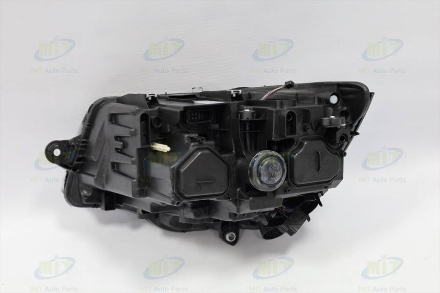 Vw Transporter/caravelle T6 Head Lamp,+motor, Led, Rh E-marked, Late Model, L1 20-22