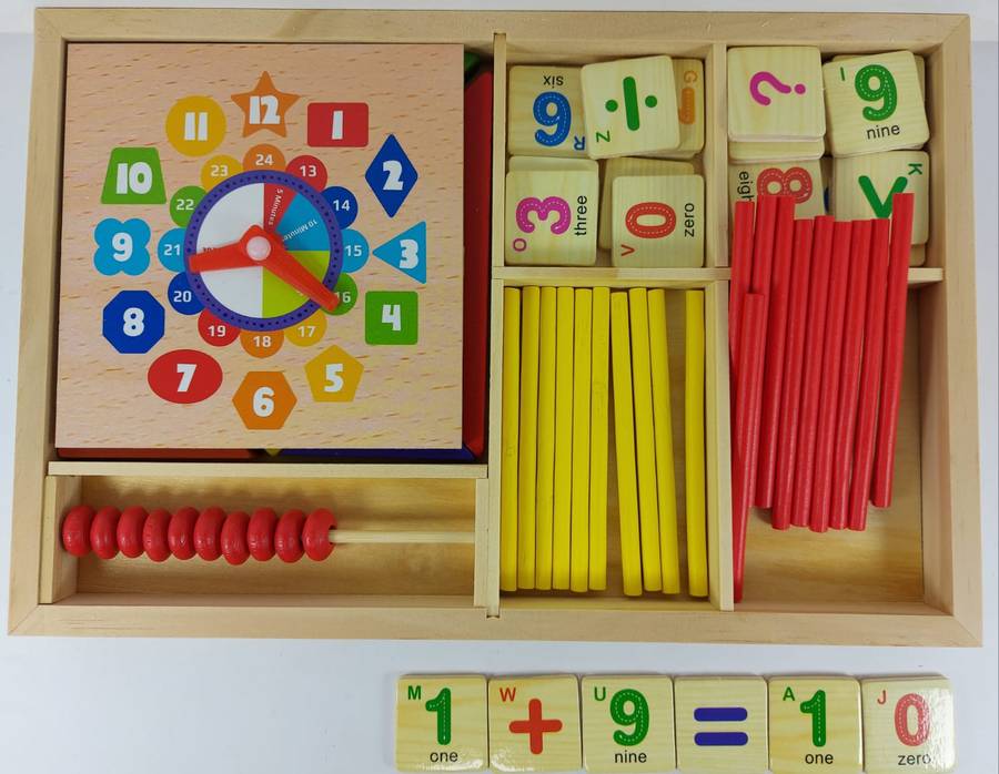 Digital clock + maths operation + tangram