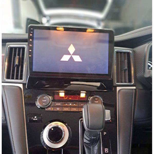 Mitsubishi Delica 2021  2024 GPS Navigation Bluetooth Radio Unit With Carplay