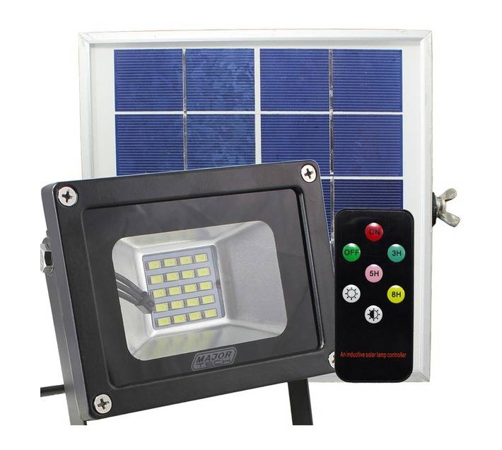 Major Tech SFR105 Solar Powered LED Floodlight with Remote - Black (10W)