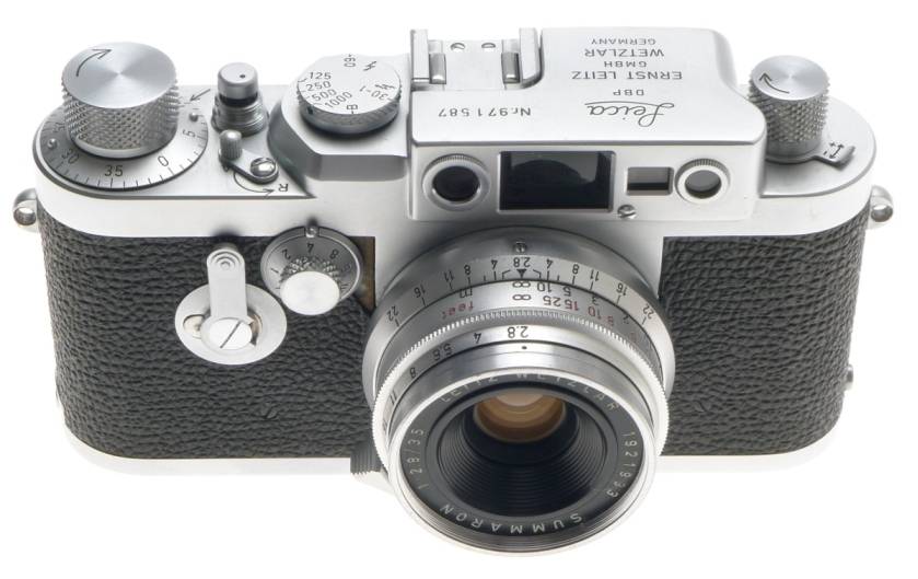 SUMMARON SILVER 1:2.8/35mm SCREW MOUNT M39 LENS WITH LEICA IIIG FILM CAMERA f=35
