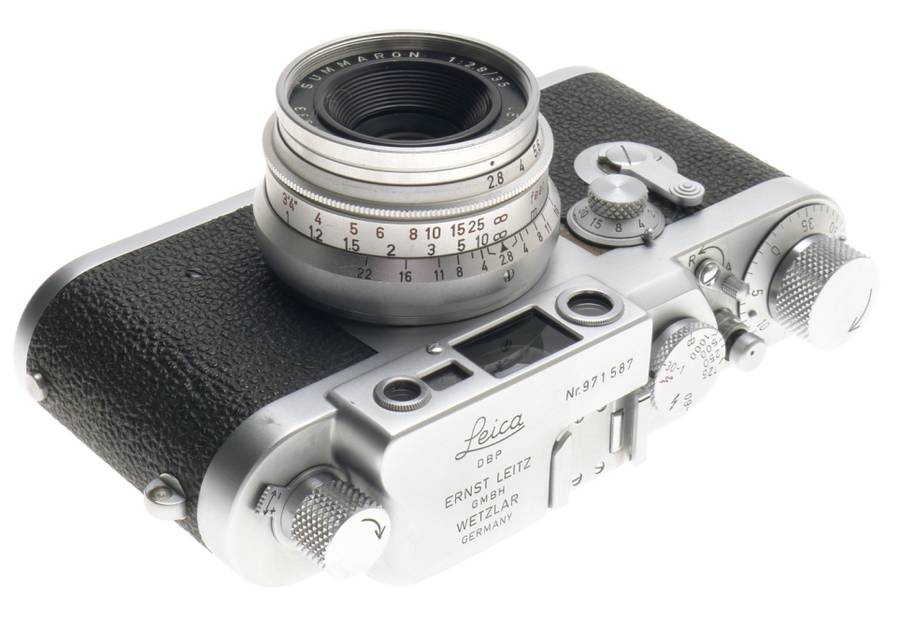 SUMMARON SILVER 1:2.8/35mm SCREW MOUNT M39 LENS WITH LEICA IIIG FILM CAMERA f=35
