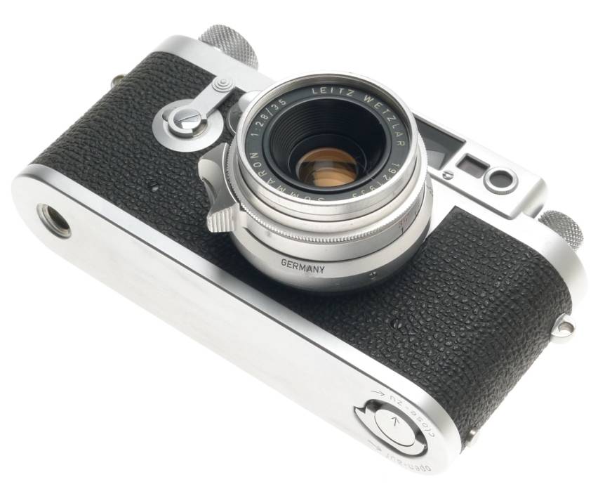 SUMMARON SILVER 1:2.8/35mm SCREW MOUNT M39 LENS WITH LEICA IIIG FILM CAMERA f=35