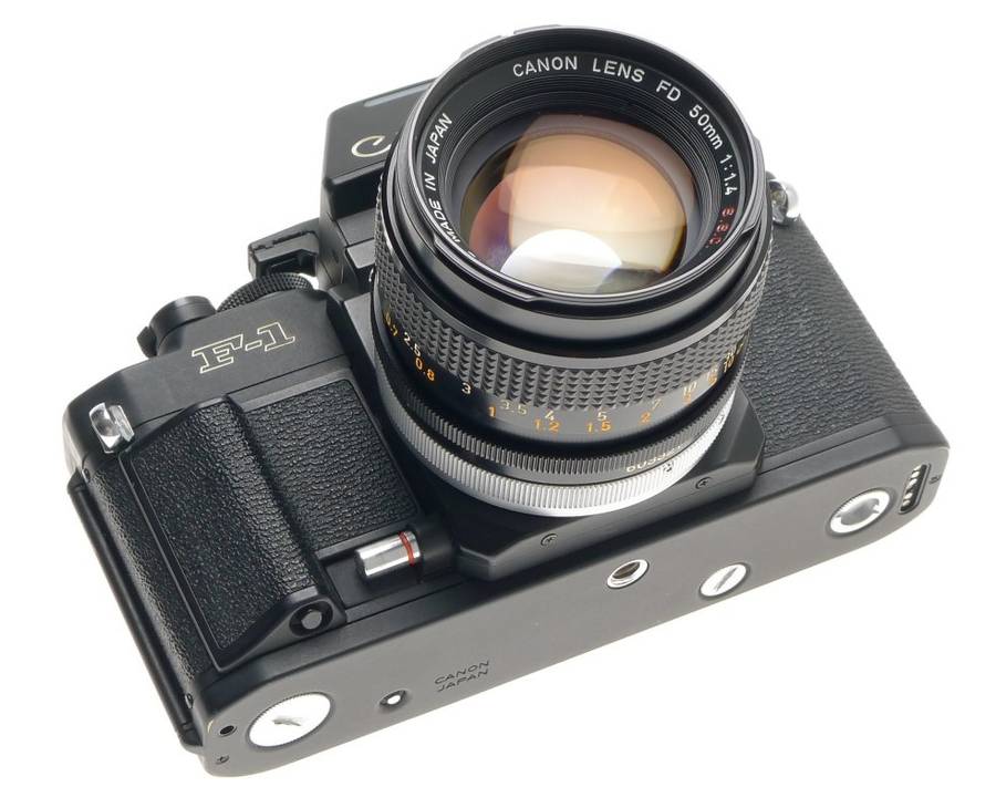 CANON F-1 SLR 35mm FILM CAMERA AE FINDER FN 1.4 S.S.C f=50mm CASE FILTER 1.4/50