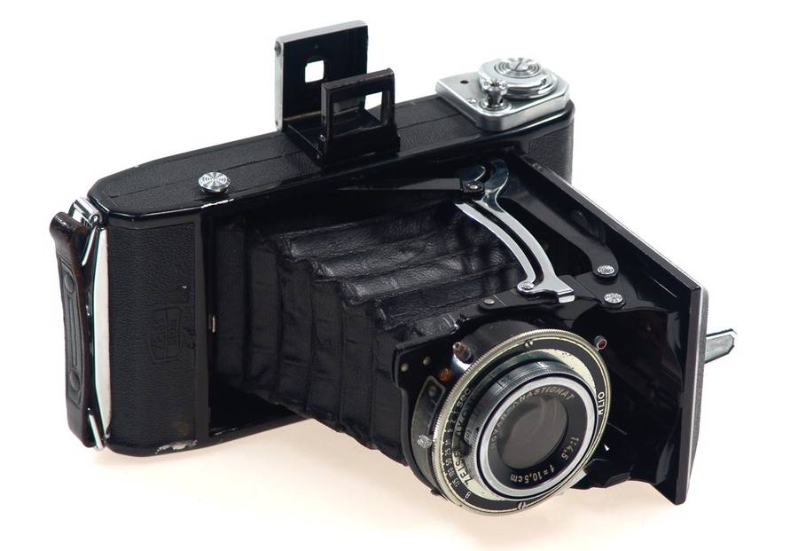 ZEISS IKON 521/2 BELLOWS CAMERA ANSTIGMAT 4.5/10.5cm NR