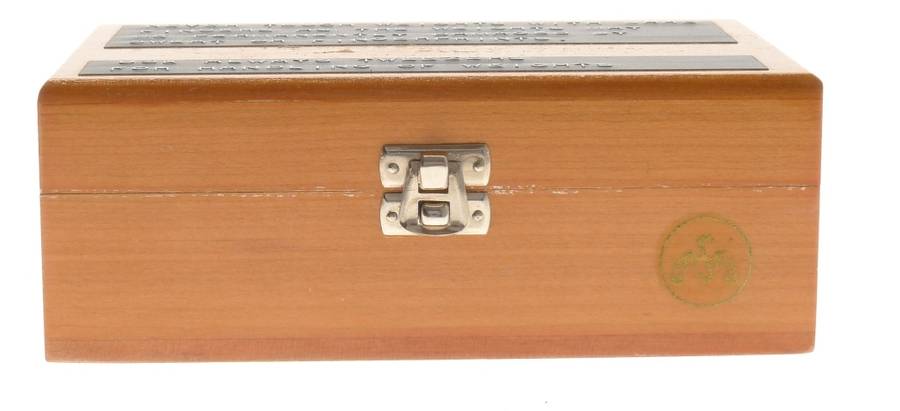 VINTAGE CALIBRATION SET SCALE WEIGHTS BEAUTIFUL BOX EXCELLENT ASE 1-100 Gr KIT