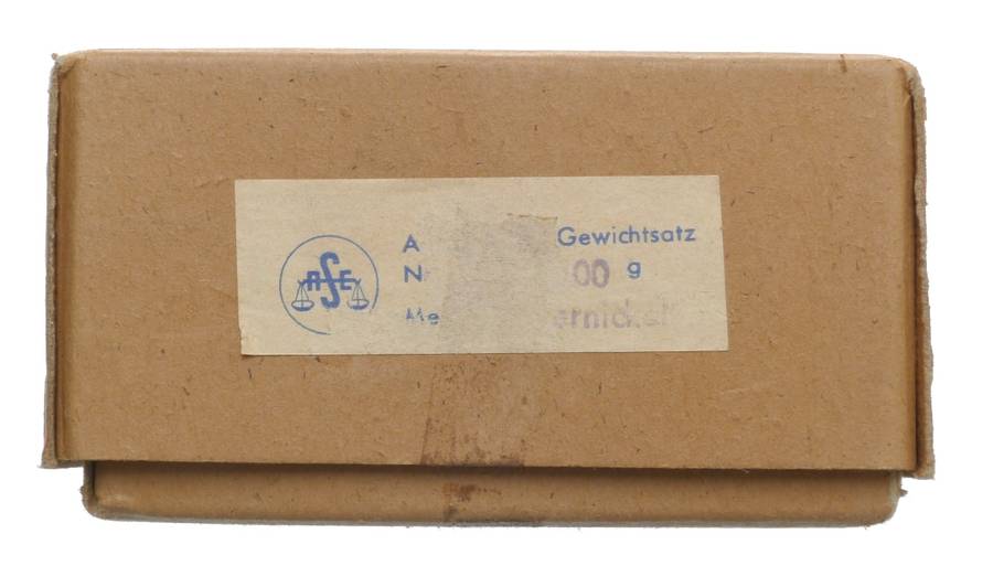 VINTAGE CALIBRATION SET SCALE WEIGHTS BEAUTIFUL BOX EXCELLENT ASE 1-100 Gr KIT