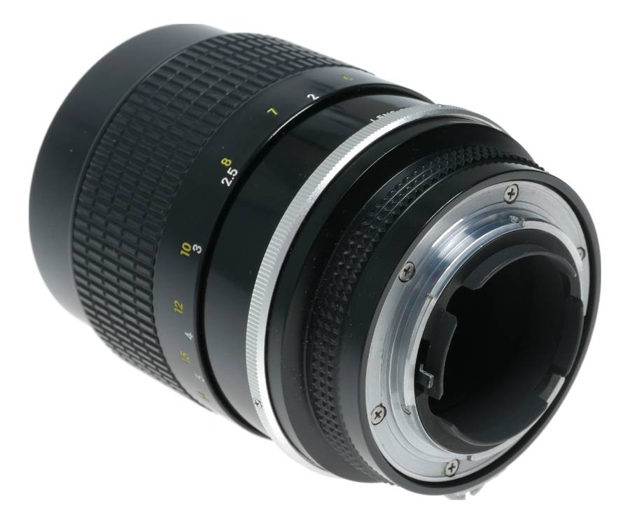 Nikkor 135mm 1:2.8 Nikon tele lens 2.8/135 Vintage SLR optics