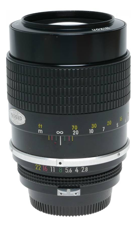 Nikkor 135mm 1:2.8 Nikon tele lens 2.8/135 Vintage SLR optics