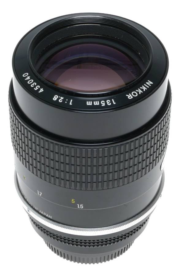 Nikkor 135mm 1:2.8 Nikon tele lens 2.8/135 Vintage SLR optics