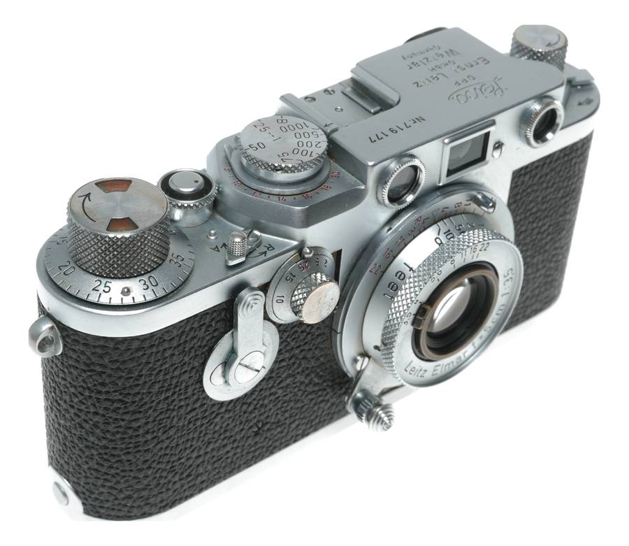 Leica IIIf camera with Self timer red scale Elmar 3.5/50mm collapsible lens