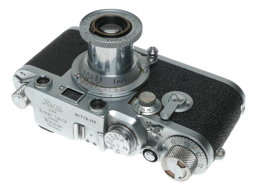 Leica IIIf camera with Self timer red scale Elmar 3.5/50mm collapsible lens