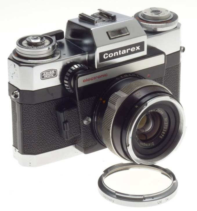 ZEISS IKON CONTAREX ELECTRONIC SLR VINTAGE FILM CAMERA DISTAGON 1:4 f=35mm LENS