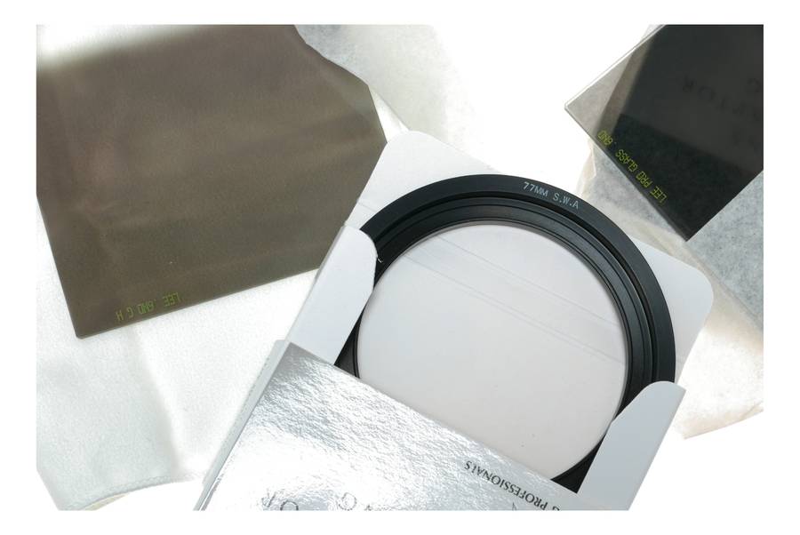 Lee filters 77mm S.W.A Lee .6ND G H mint condition complete original