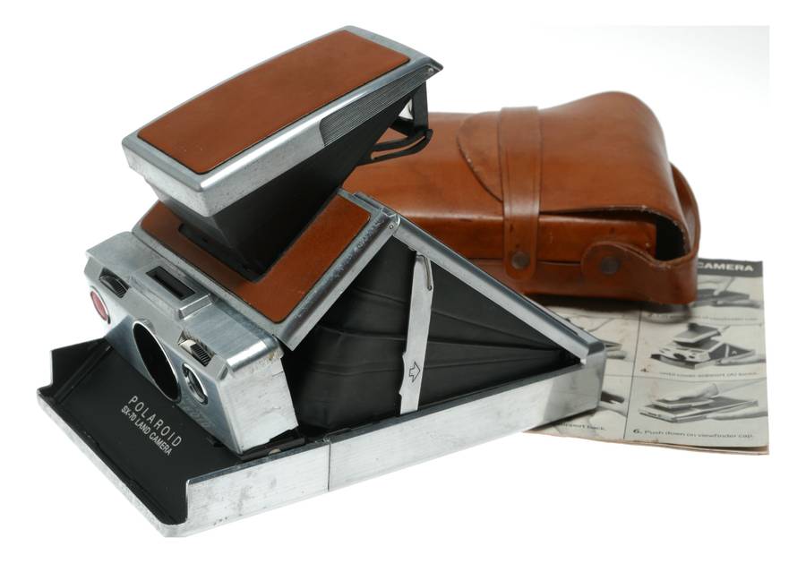 Polaroid SX-70 Land folding SLR instant film Camera with instructions leather case