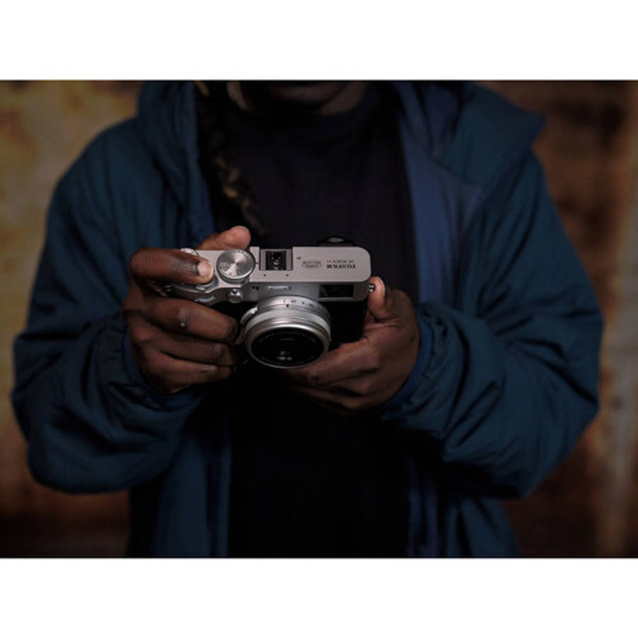 FUJIFILM X100VI Digital Camera (Black)