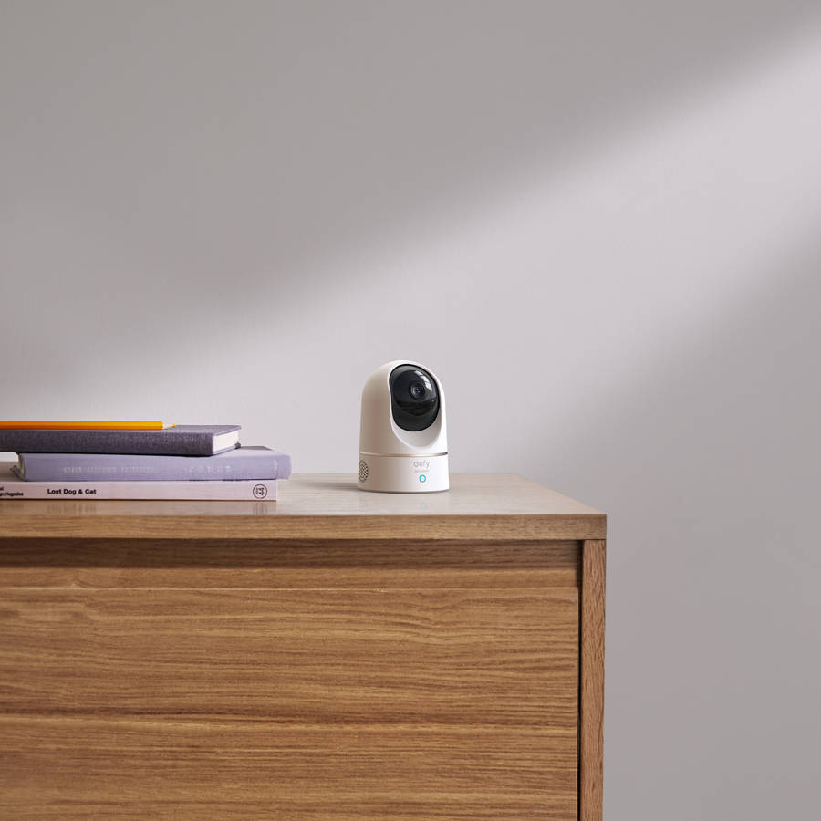 Eufy Security eufy Indoor Cam - 2K with Pan and Tilt (White)