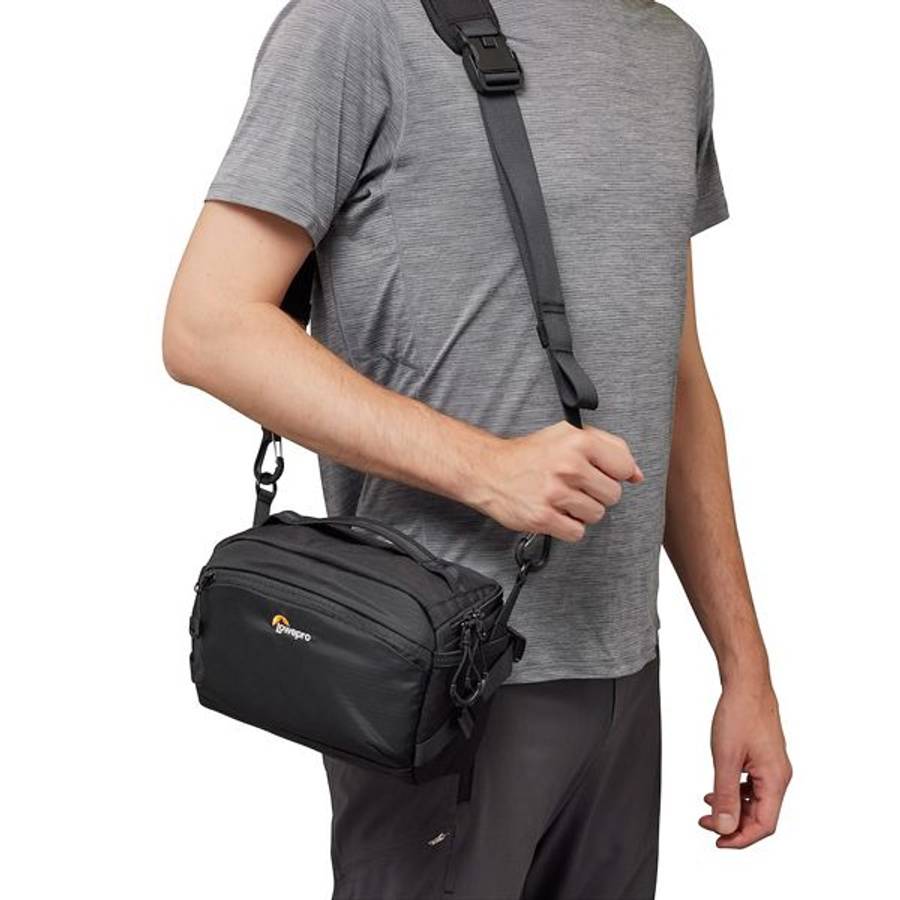 Lowepro ProTactic Lite SLX 110 AW III Shoulder Bag (Black)