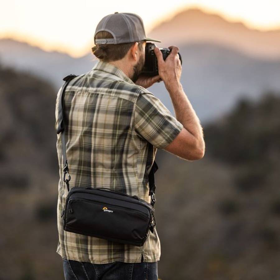 Lowepro ProTactic Lite SLX 120 AW III Shoulder Bag (Black)