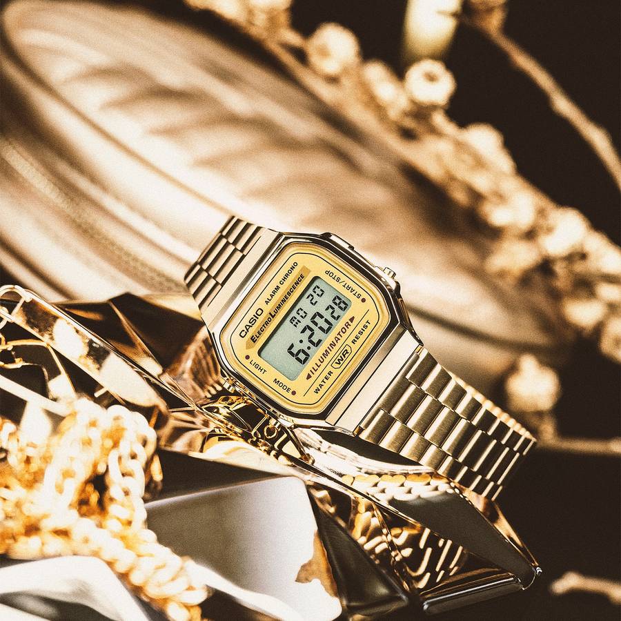 Casio Vintage A168WG-9EF Retro Mirror Watch (A168WG-9EF) 36 mm Unisex Watch