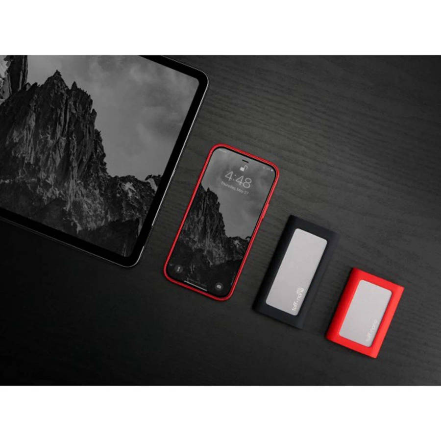 CalDigit Tuff Nano Rugged IP67 NVME SSD 2TiB USB-C 3.2 Gen 2 - Black