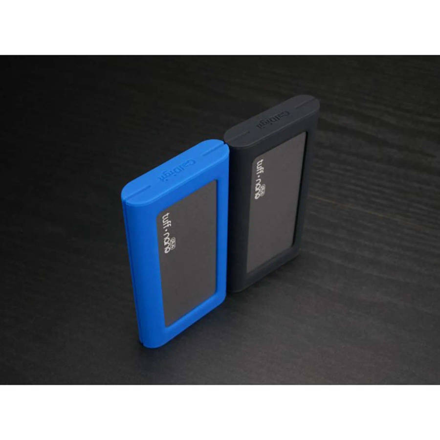 CalDigit Tuff Nano Rugged IP67 NVME SSD 2TiB USB-C 3.2 Gen 2 - Black