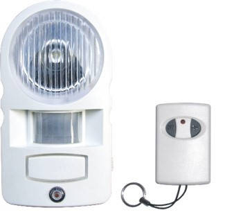 DigiTech Passive Infrared Light And Alarm With Remote Control