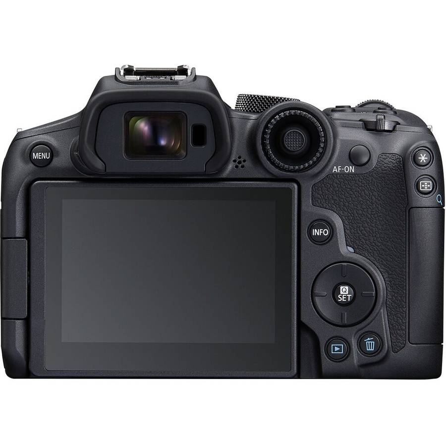 Canon EOS R7 + RF 18-150mm Lens