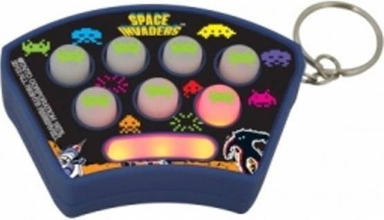 Space Invaders Keyring Game : CF (New)