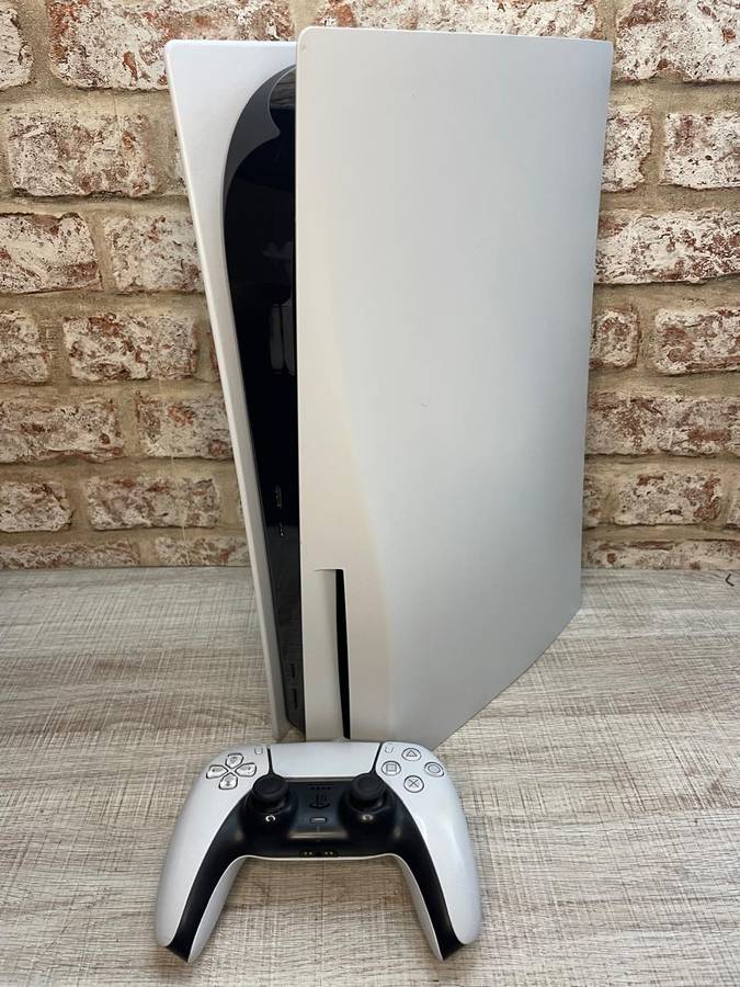 Playstation 5 Disk Edition Console (PS5) - Preowned