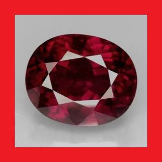 GARNET - Faceted Deep Red Oval Shape - 4.28cts