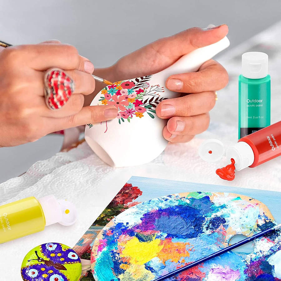 Spreey Acrlyic Paint