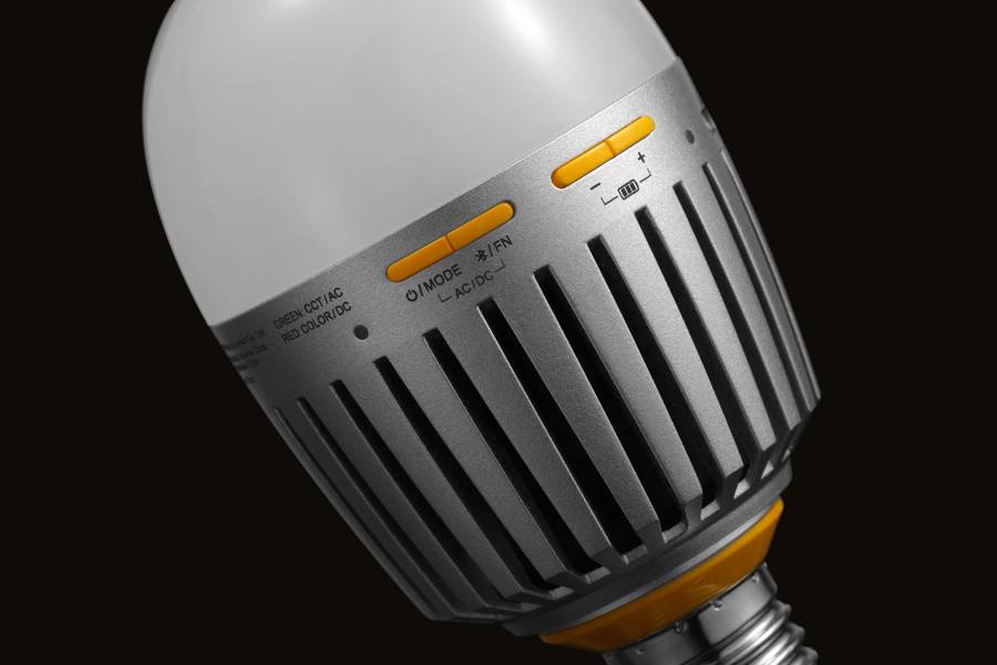 Godox C7R KNOWLED RGBWW Creative Bulb Light