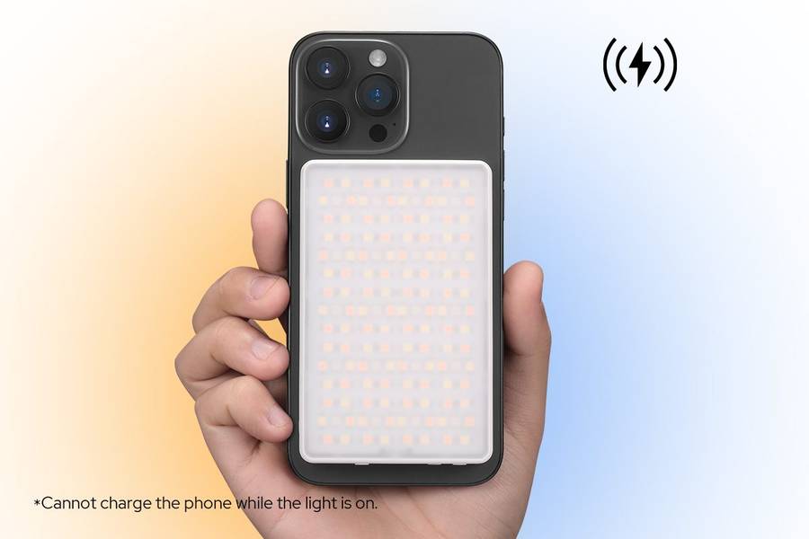 Godox MA5R Magnetic Wireless Charging Full-Colour RGB LED Light (Black or White)