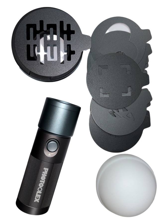 Photoolex TF LS 104FS Focusable Video Light