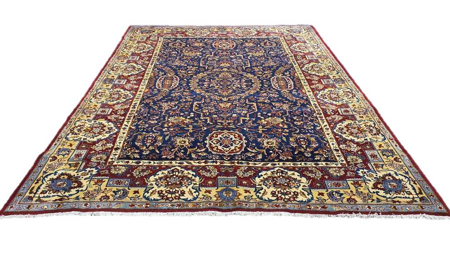 Persian Isfahan Carpet 365cm x 265cm Hand Knotted