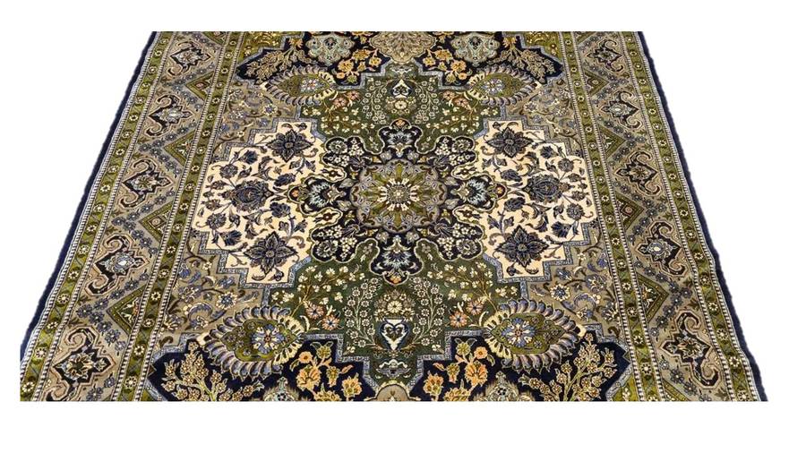 Very Fine Persian Qum Carpet 320cm x 205cm Hand Knotted
