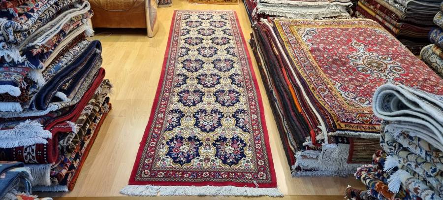 Very Fine Persian Qum Carpet 312cm x 82cm Hand Knotted