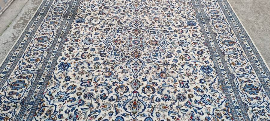 Persian Kashan Carpet  418cm x 290cm Hand-Knotted