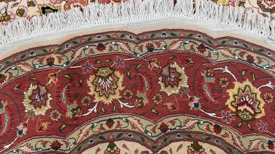 Very Fine Persian Tabriz Carpet 200cm x 200cm Hand Knotted