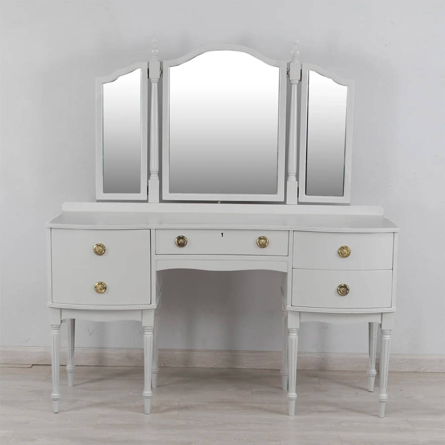 Bowfront Dressing Table