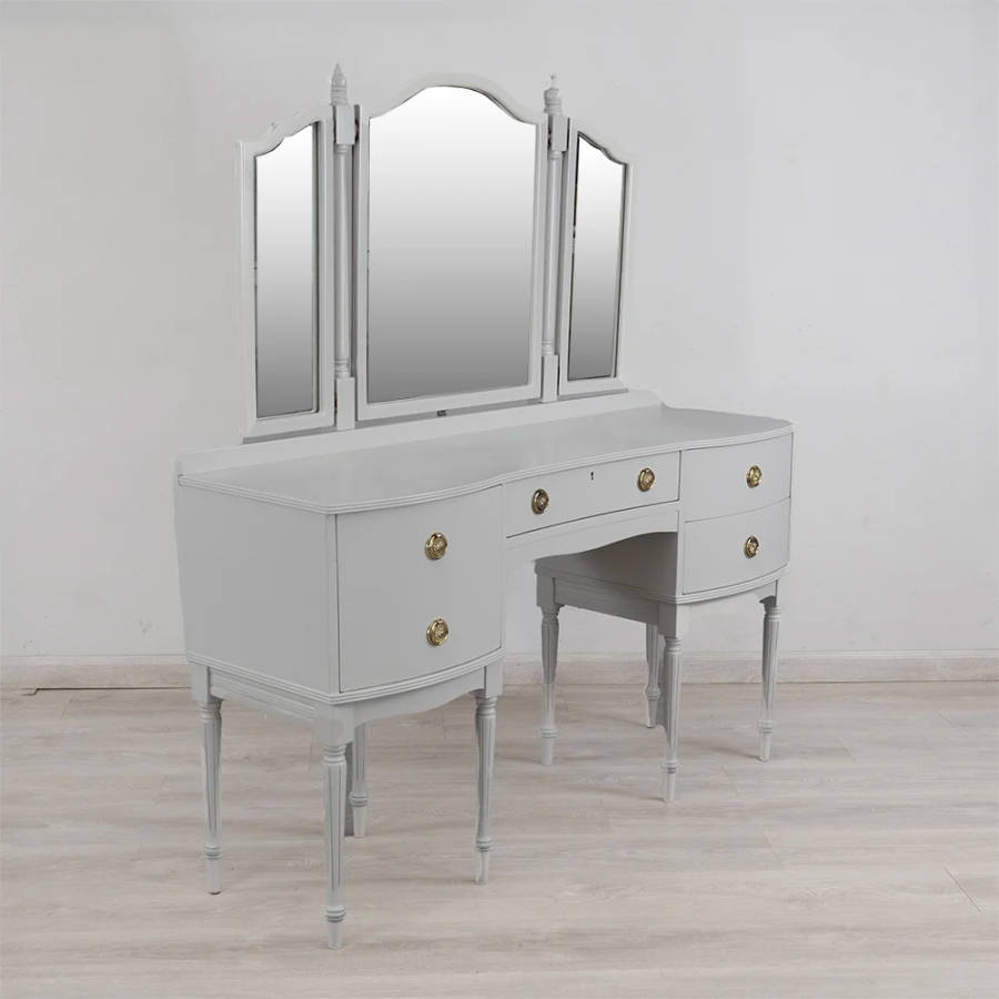 Bowfront Dressing Table