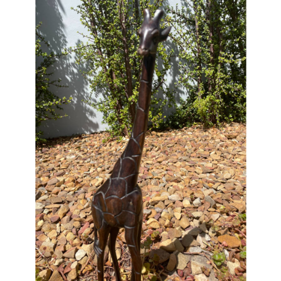 Wooden Giraffe Stand