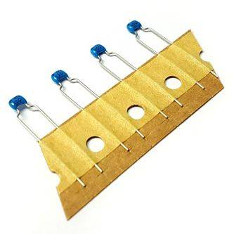 CAPACITOR CER M/L Y5U 1nF __V P=5  CC102-__-P5 *A*