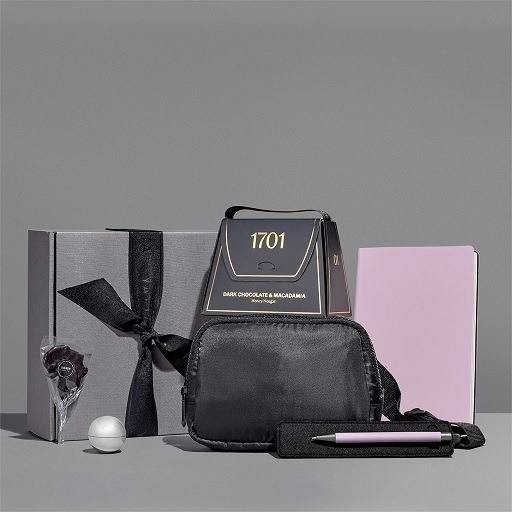 Yatta Simple Luxuries Hamper - Pink