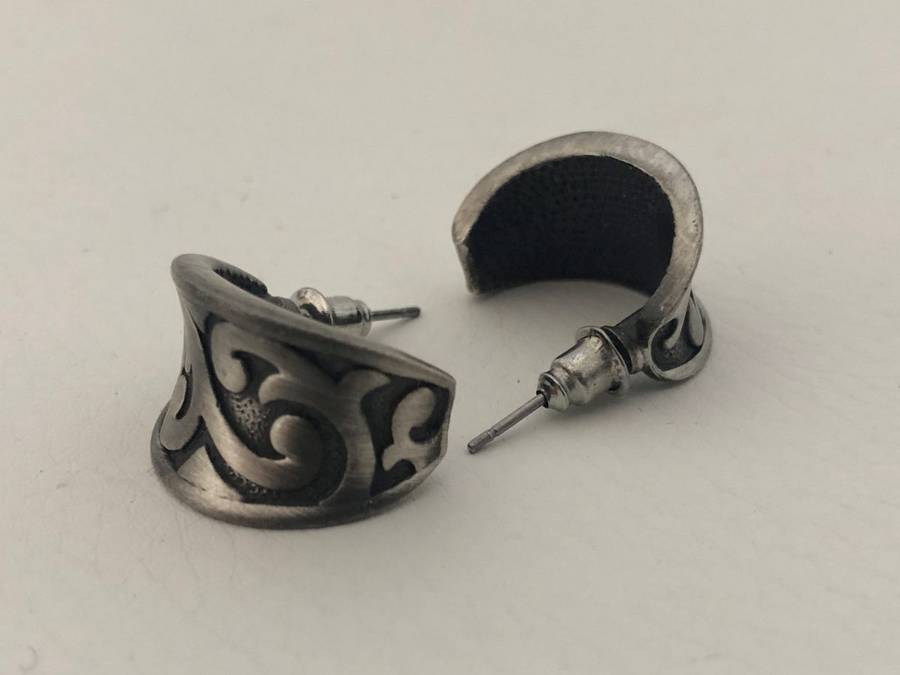 Dark Silver Tone Earrings With Twirly Design Huggie Style Earrings #ML0088 R120.00 | Dimensions: ...