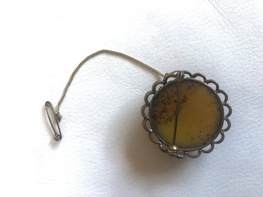 Gold Plated Brooch - Yellow Honey Colour With Round Large Stone Set In Flower Type Setting #ML425...